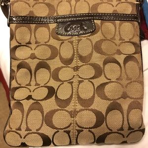 Coach Crossbody Purse!